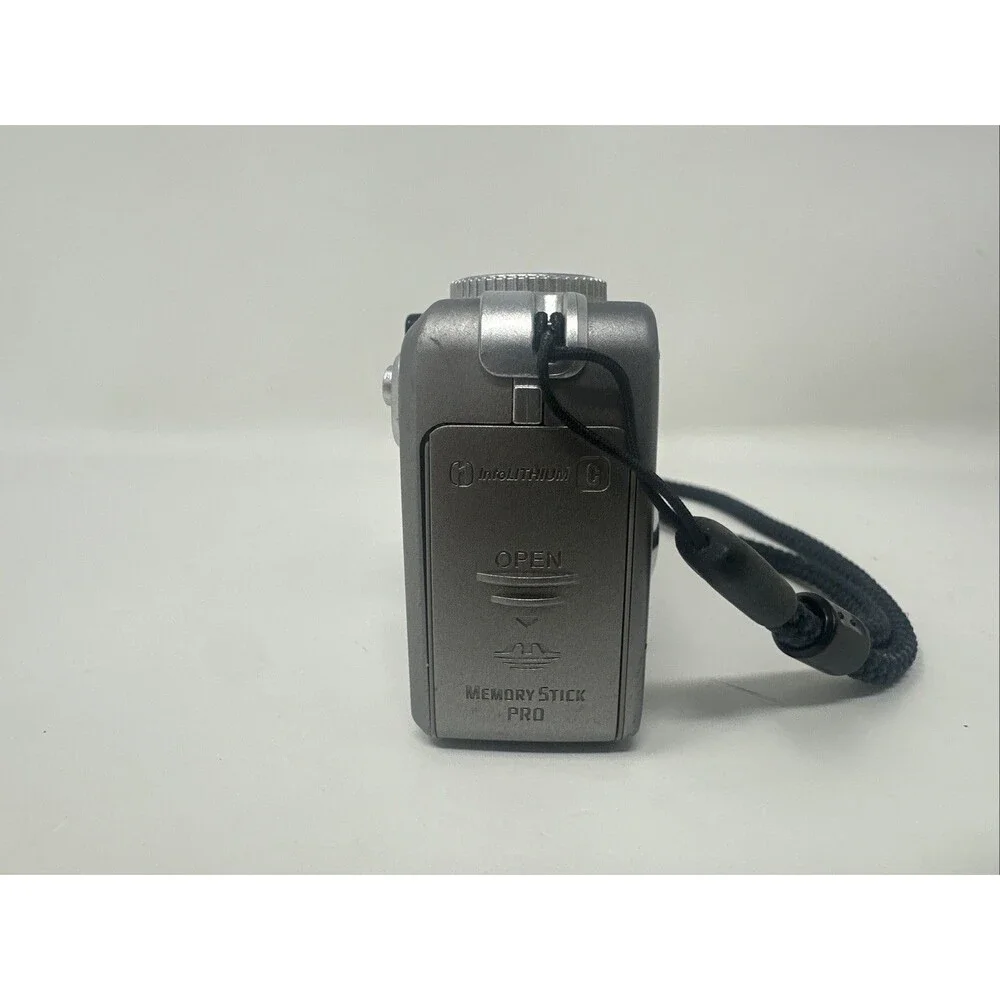 Sony CyberShot DSC-P10 5.0MP 3x Zoom Digital Camera Parts Repair
